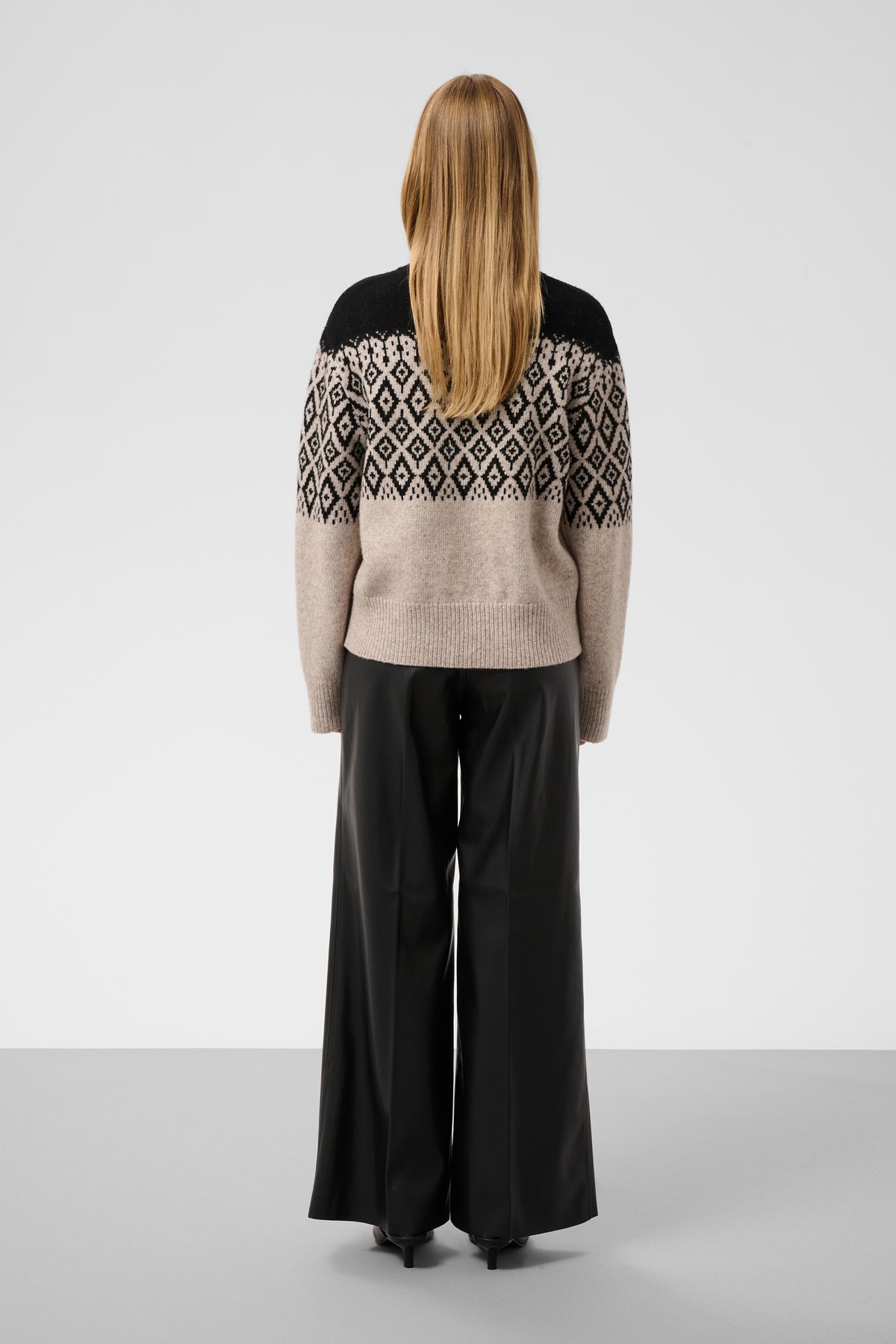 Kaegan Pullover