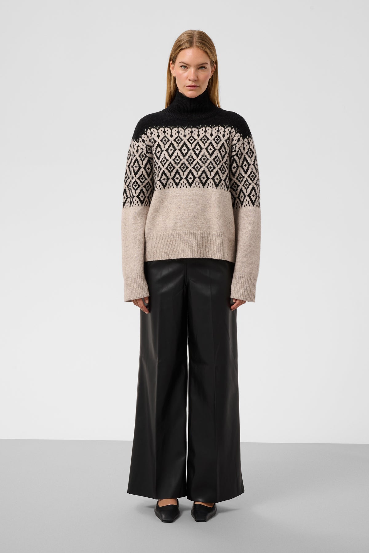 Kaegan Pullover