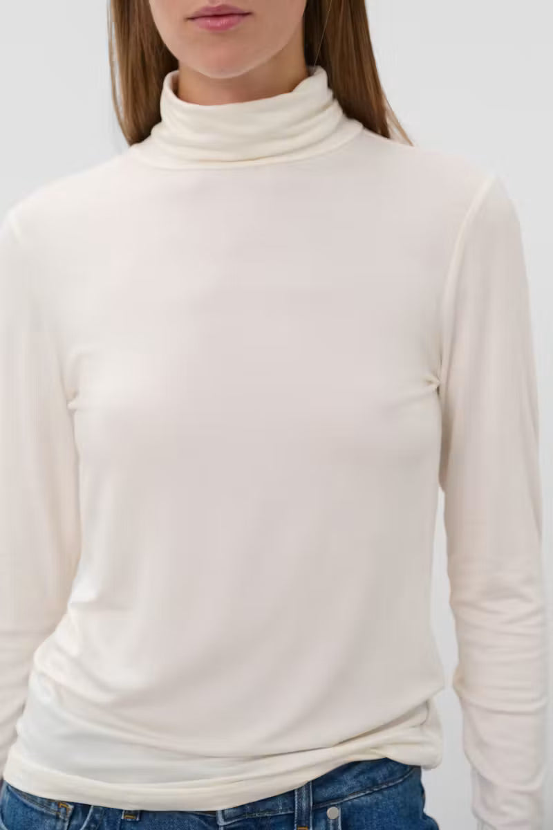 Hanadi Rollneck