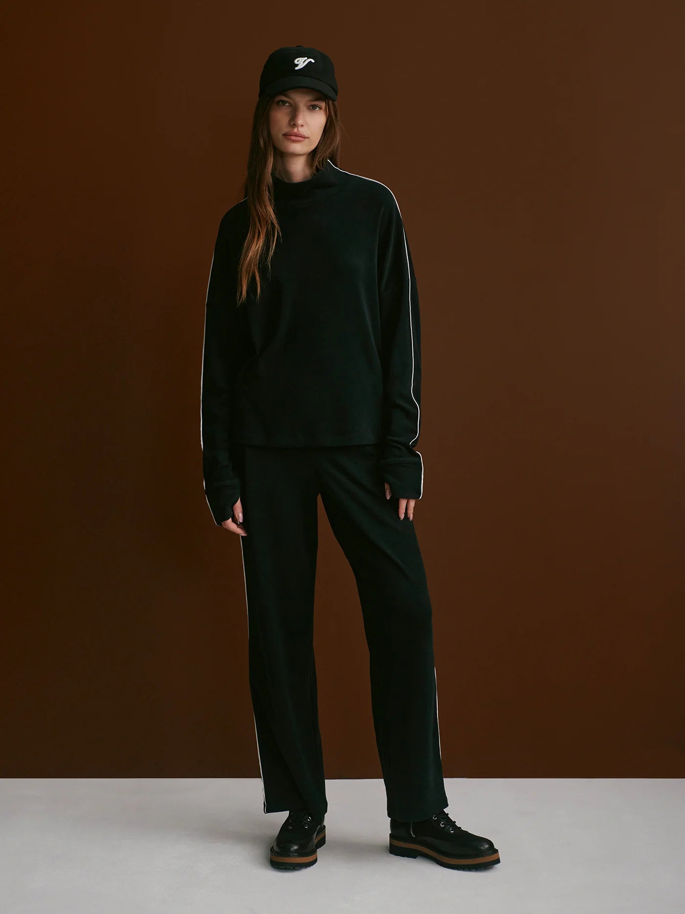 Brushed Rib Straight-Leg Pant
