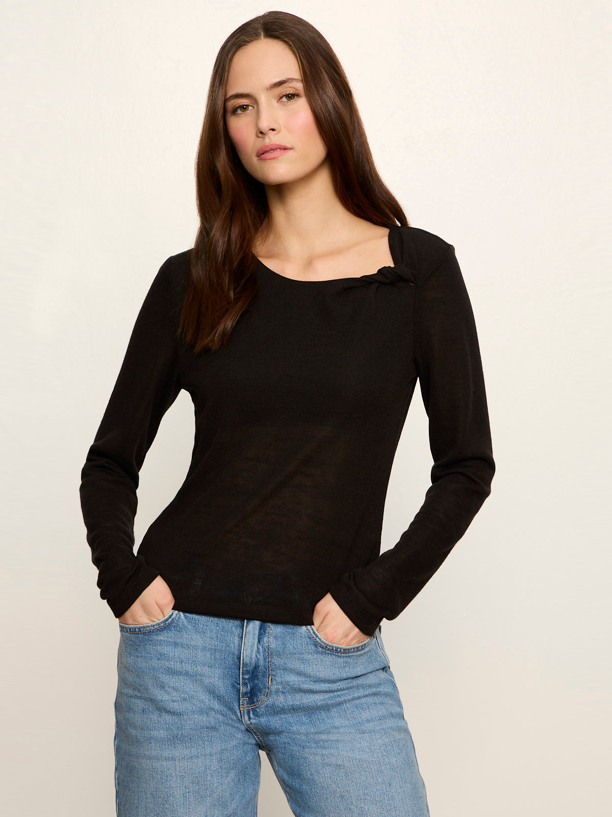 Suki Twist Top