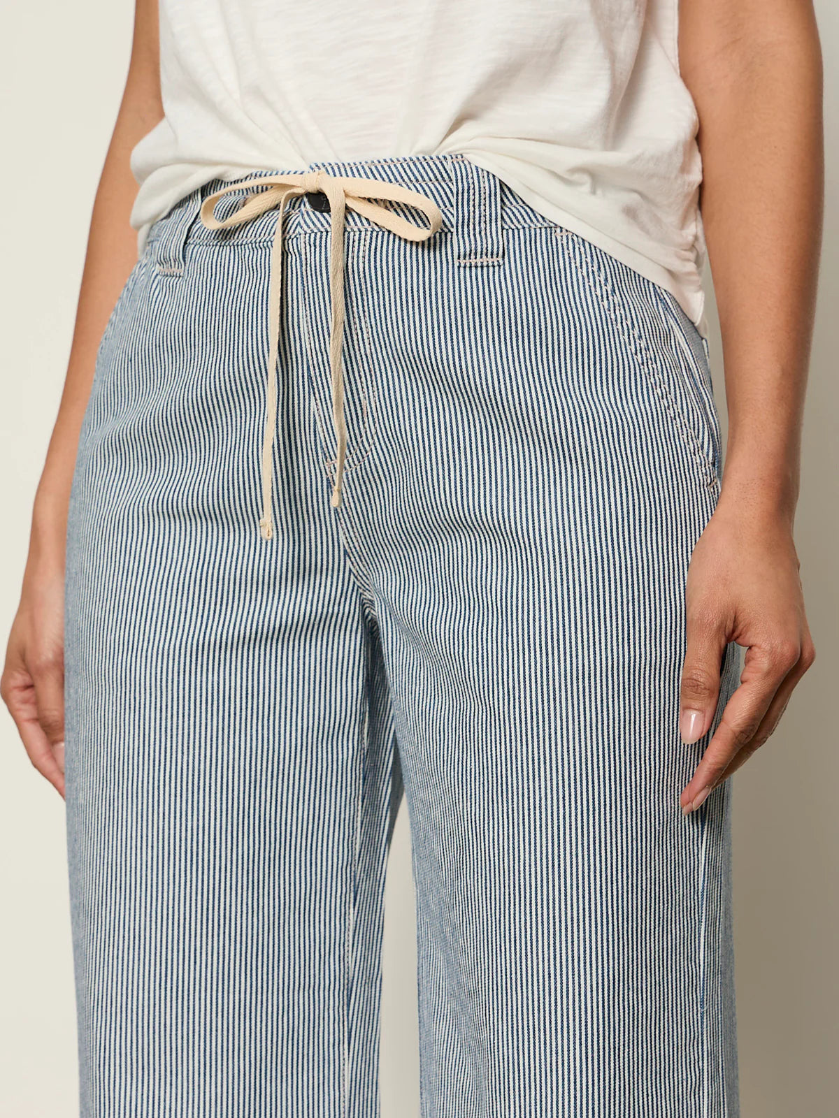 Lily Cropped Pant