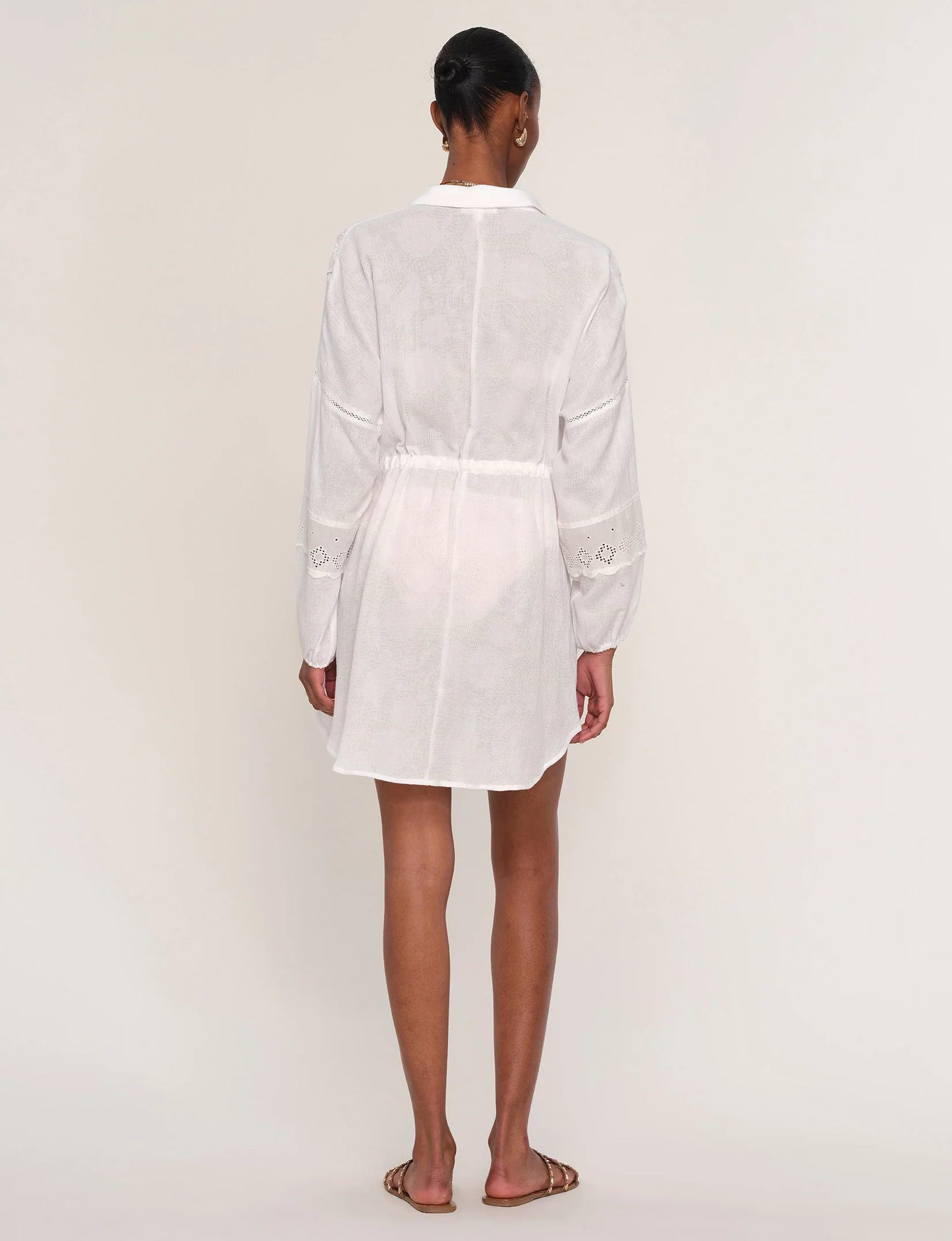Lali Cover-Up