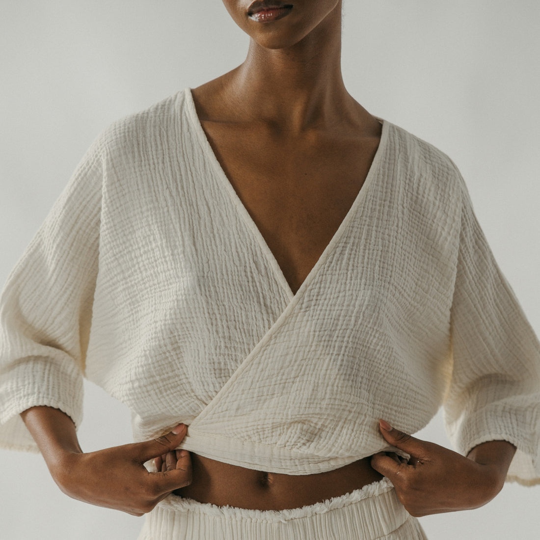 Crinkle Balloon Sleeve Top