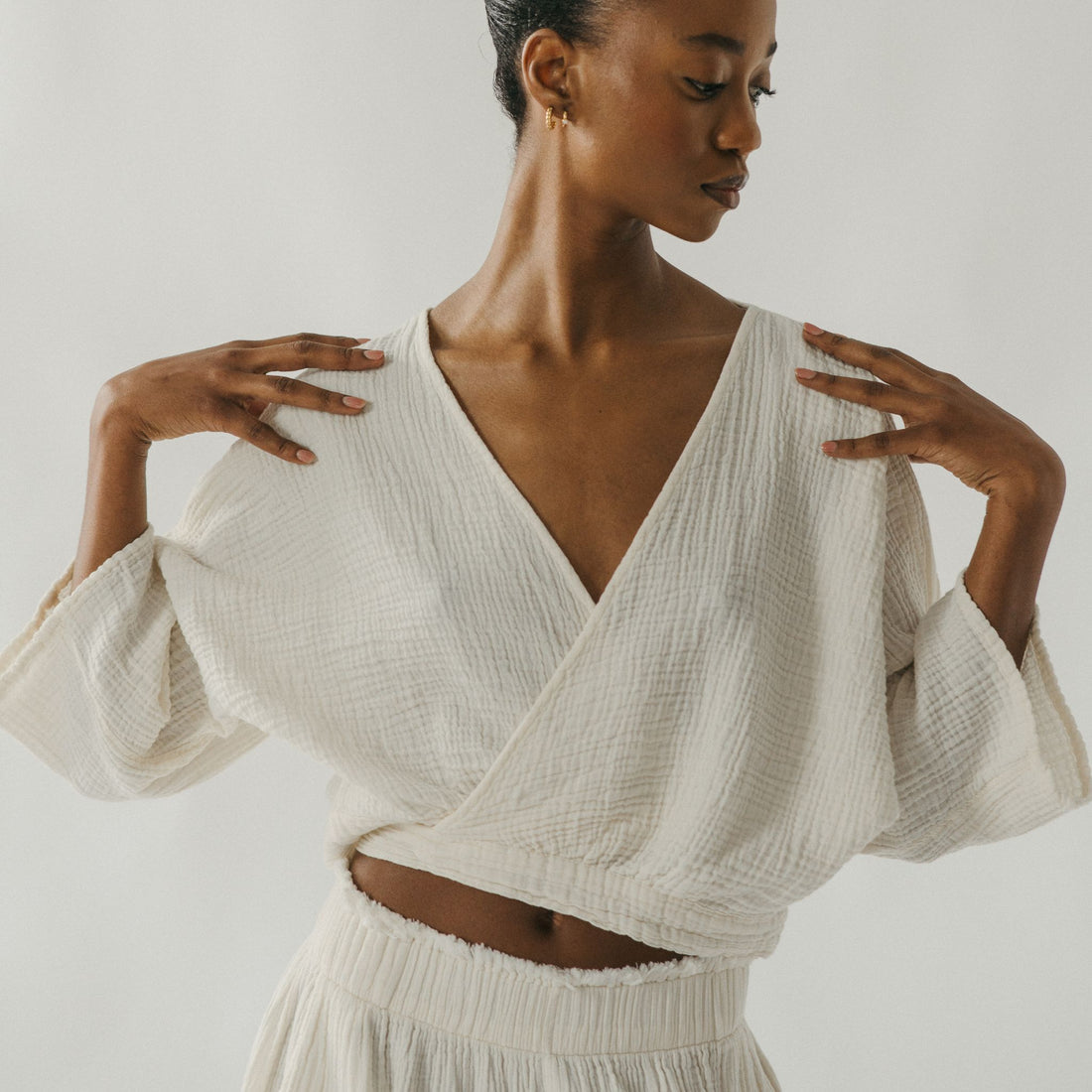 Crinkle Balloon Sleeve Top