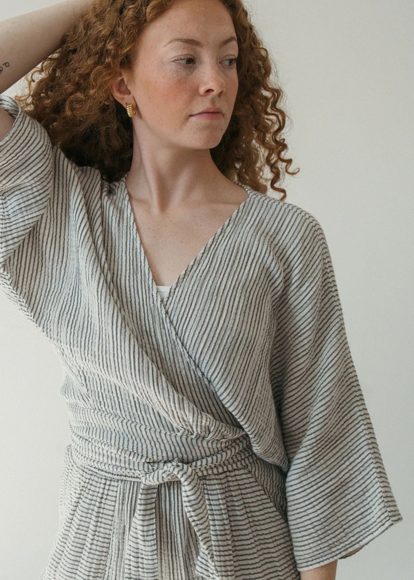 Crinkle Balloon Sleeve Top