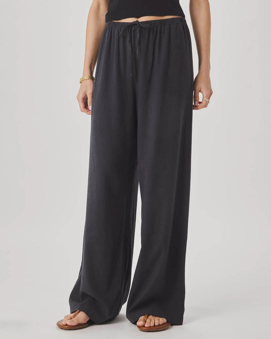 Valerie Pant