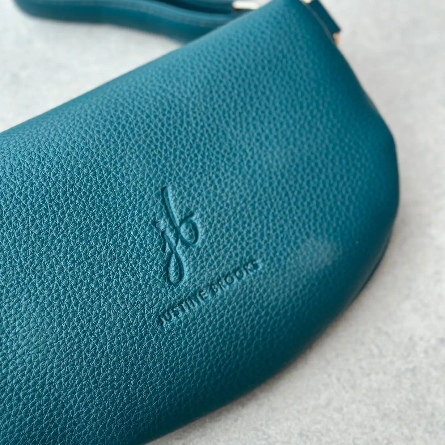 Crossbody Belt Bag
